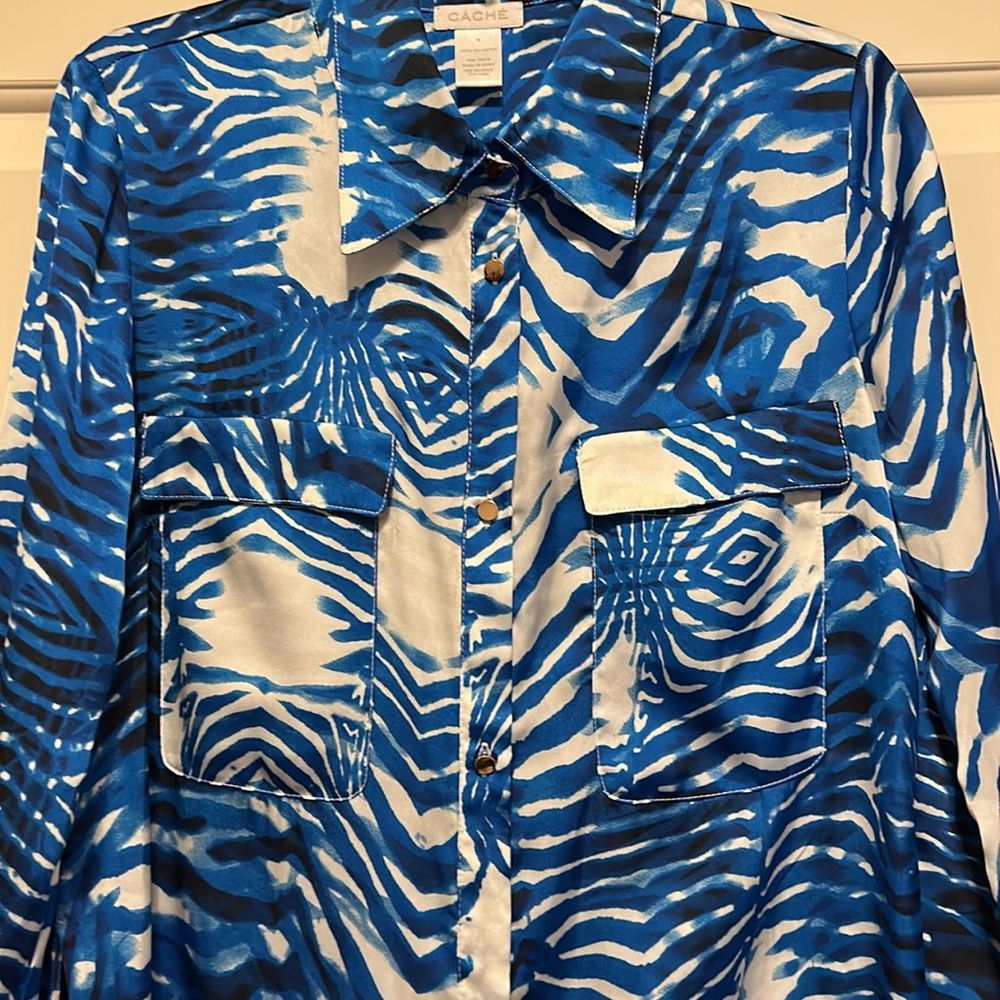Cache Front Button Down Animal Point Size. M - image 3
